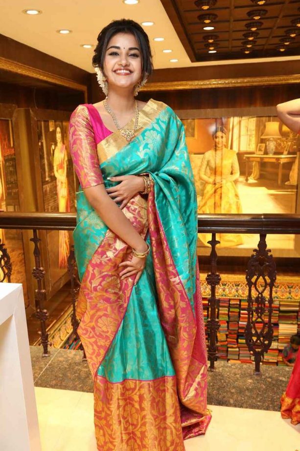 3 must-have silk saree blouse designs: Take cues from Tamanna Bhatia, Samantha Ruth Prabhu and Anupama Parameswaran 853674