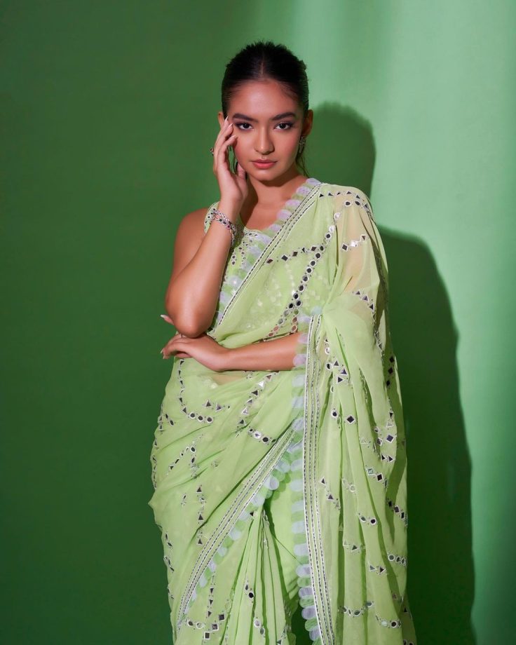 Anushka Sen, Avneet Kaur and Reem Sameer Shaikh glow in designer sarees [Photos] 855475