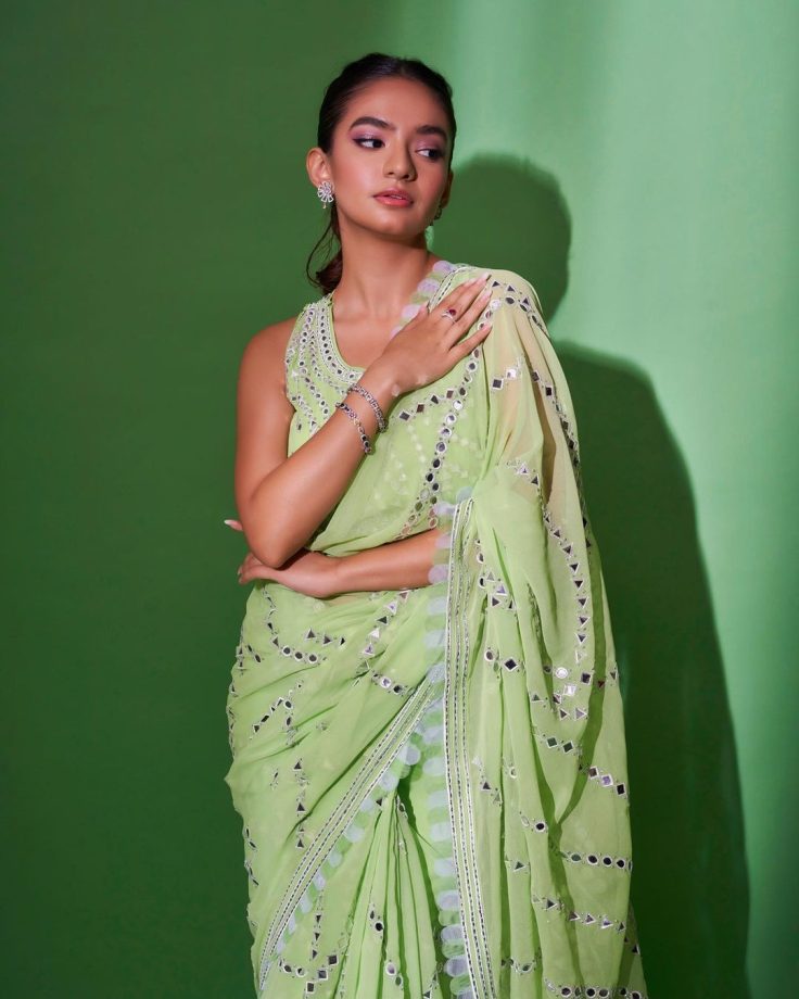 Anushka Sen, Avneet Kaur and Reem Sameer Shaikh glow in designer sarees [Photos] 855476