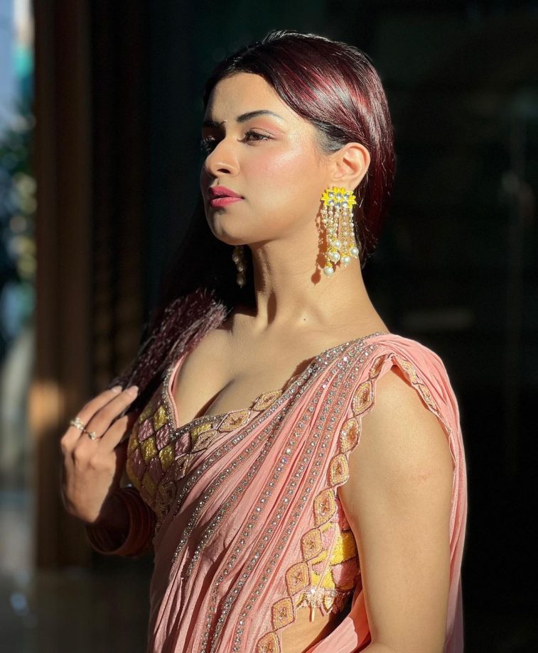 Anushka Sen, Avneet Kaur and Reem Sameer Shaikh glow in designer sarees [Photos] 855466