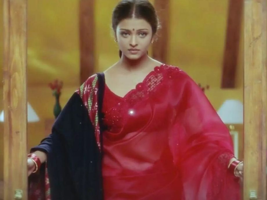 Bollywood's Organza Saree Sirens: Aishwarya Rai, Alia Bhatt, Anushka Sharma [Photos] 856478