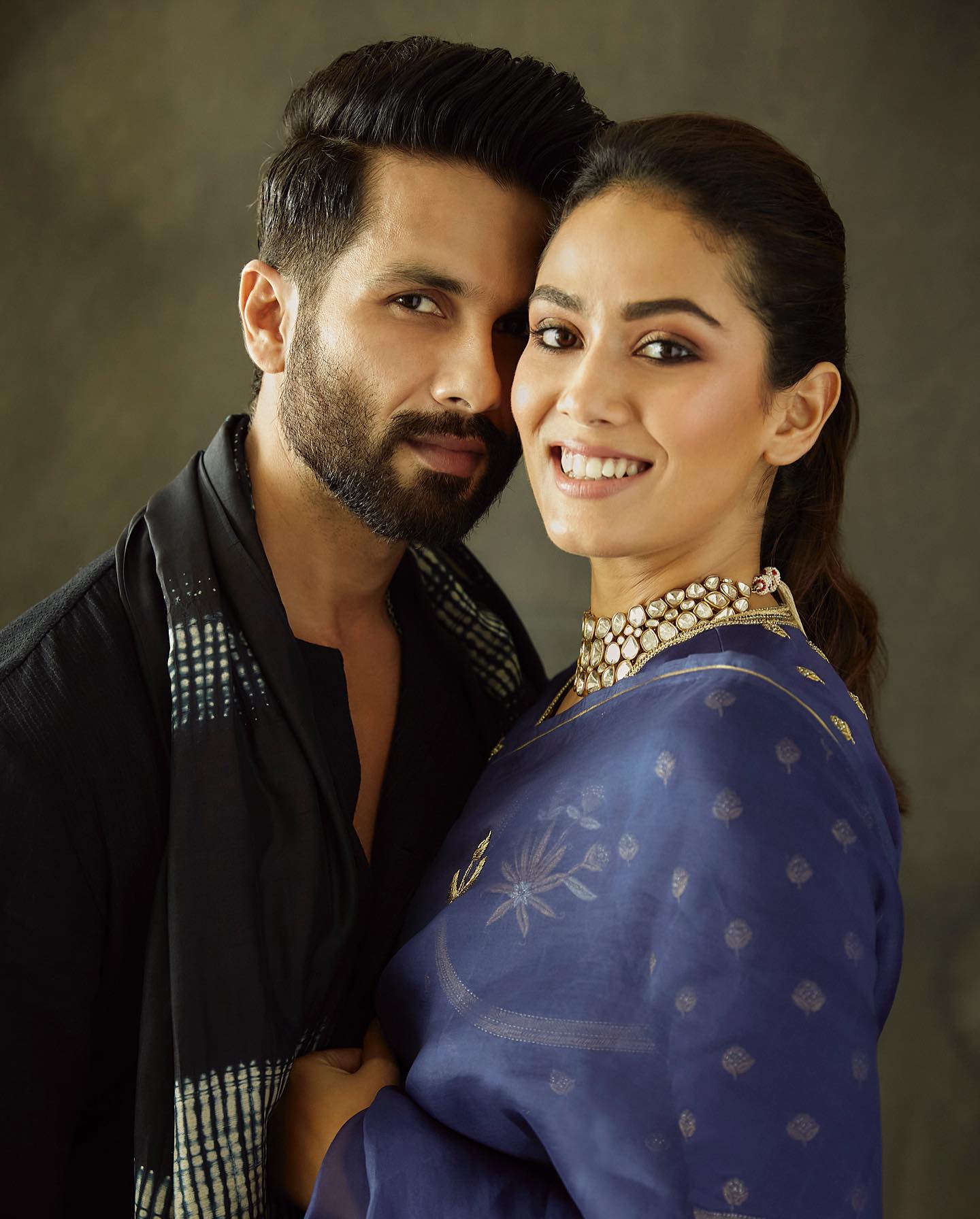 Couple Goals! Shahid Kapoor and Mira go mushy together on latter’s birthday 849593