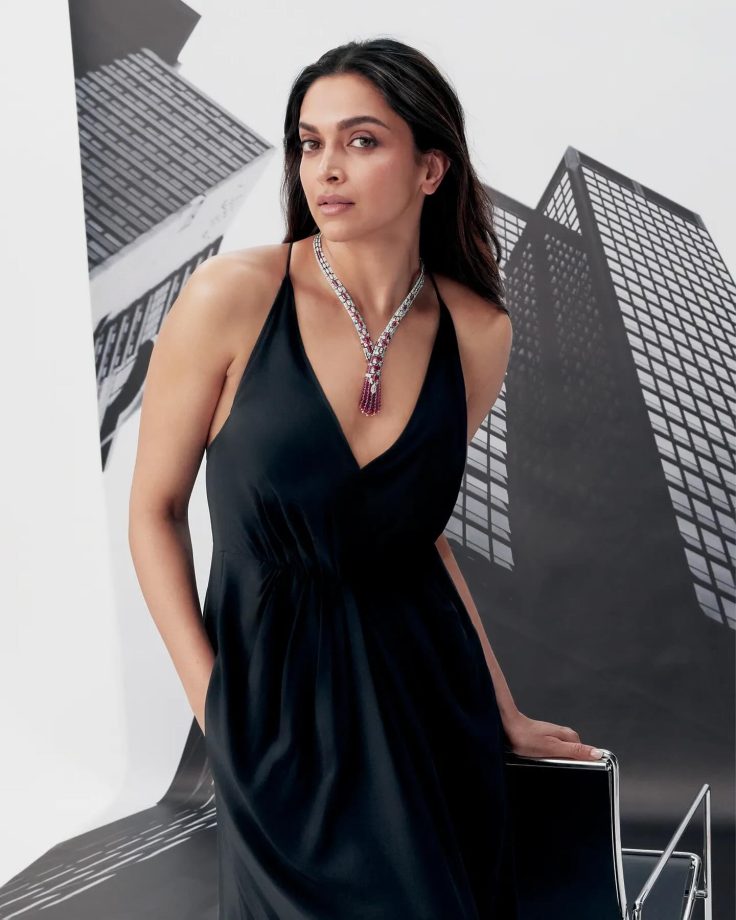 Deepika Padukone Exudes Chic Glam In Black And White Gown And Diamond Necklace 856655