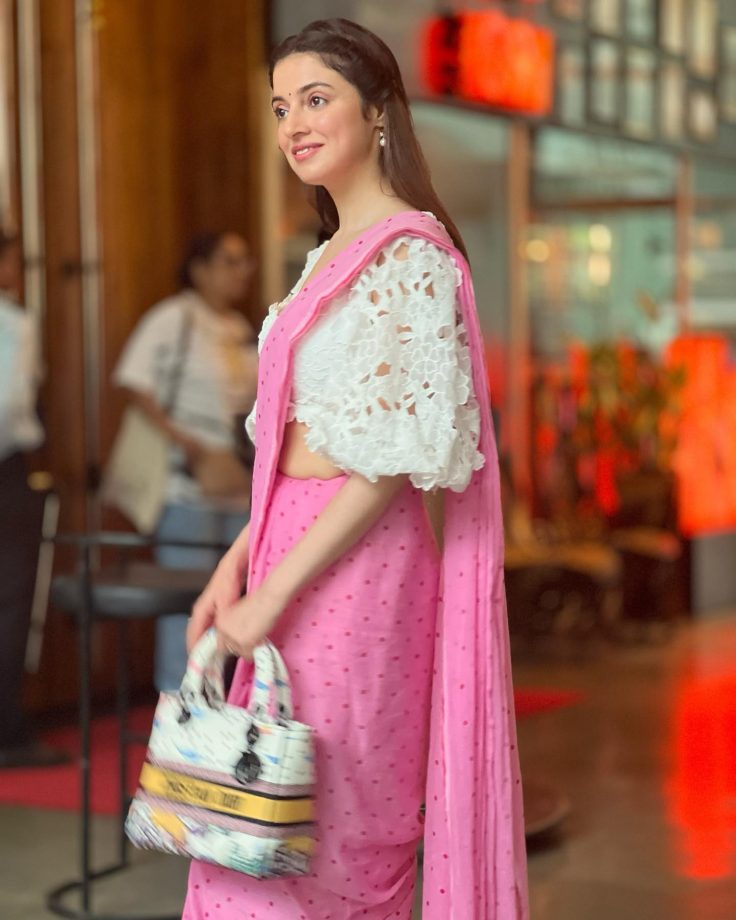 Divya Khosla Kumar Poses In Pink Polka Dots Saree And Floral Blouse, Checkout Photos 850009