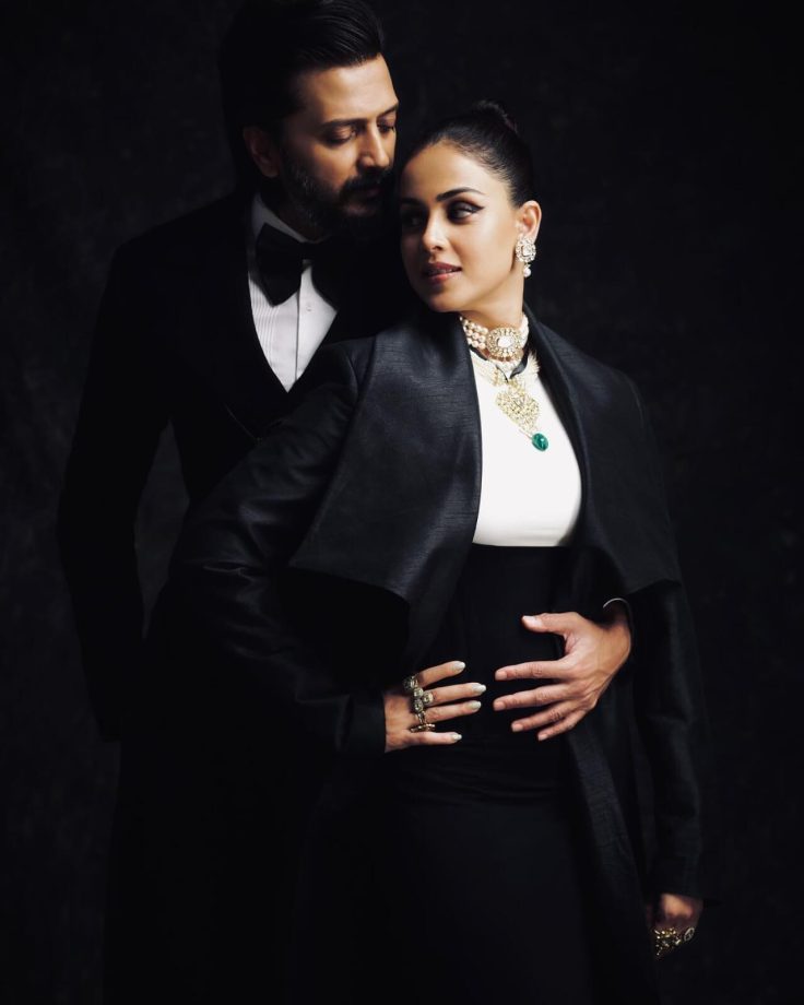 In Photos: Genelia Deshmukh And Riteish Deshmukh Exude 'Power Couple' Glam In Tailored Black Outfit 851424