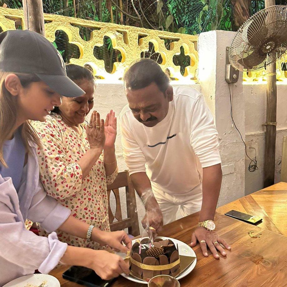 Jennifer Winget Celebrated Father's Birthday With Family, Check Out Candid Photos 852650