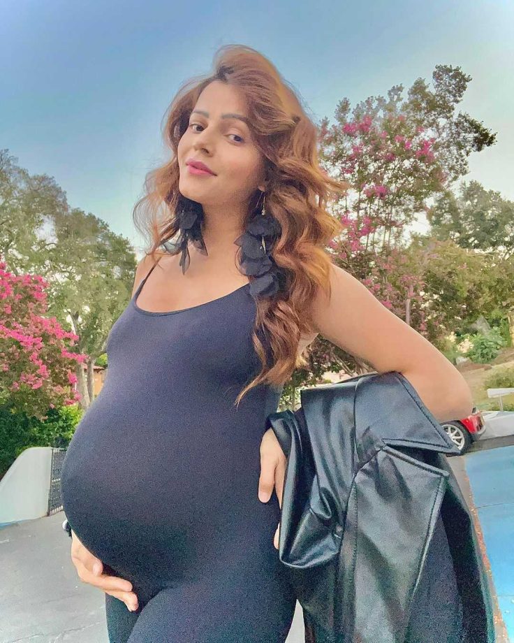 Mother-to-be Rubina Dilaik flaunts Baby Bump In Black Jumpsuit With Leather Jacket 855417