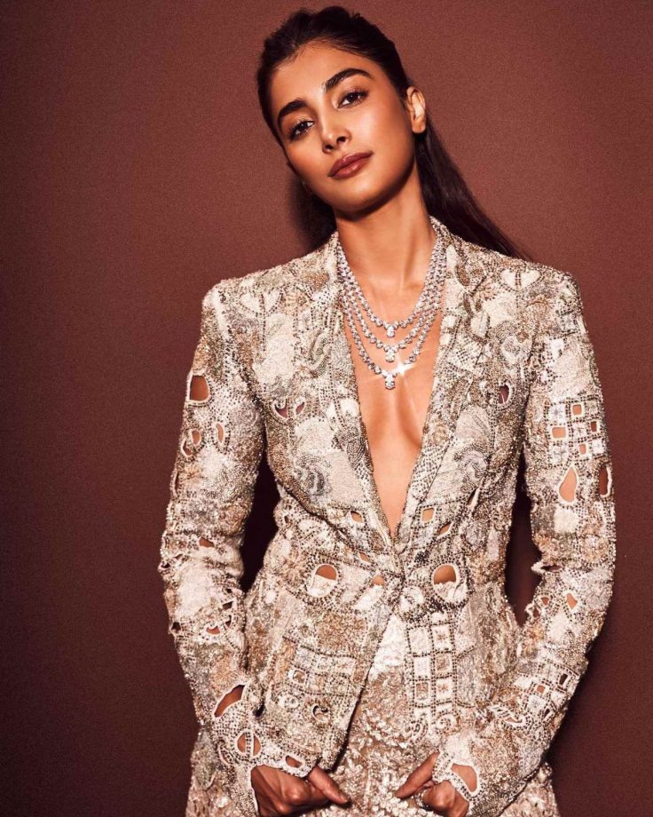 [Photos] Pooja Hedge Radiates Charm In Sparkling Silver Plunge-neckline Blazer And Trouser With Statement Accessories 851327