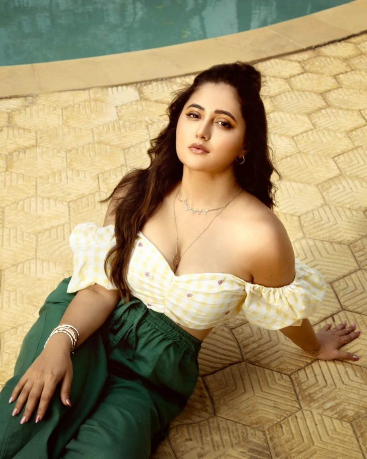Rashami Desai And Monalisa Are Making Jaw Drop In Plunging Neckline Blouse 856346