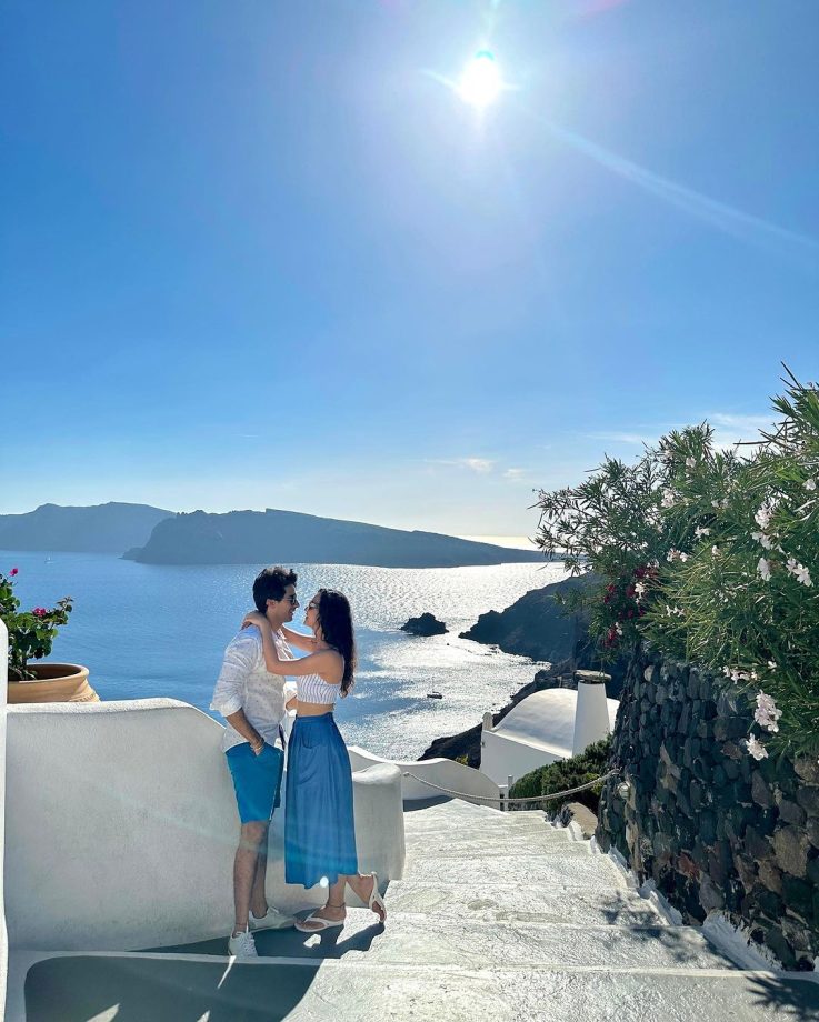Sanaya Irani and Mohit Sehgal enjoy a romantic Greek getaway while celebrating 15 years of Miley Jab Hum Tum 854577