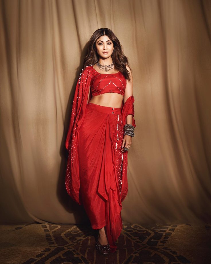 Saree, Lehenga To Crop Top And Skirt: Shilpa Shetty's Fashion Book Is All About Trendy Picks 856217