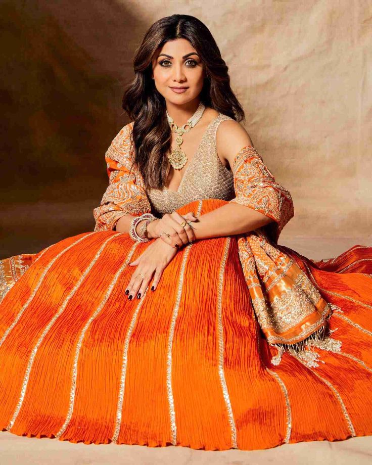 Saree, Lehenga To Crop Top And Skirt: Shilpa Shetty's Fashion Book Is All About Trendy Picks 856222