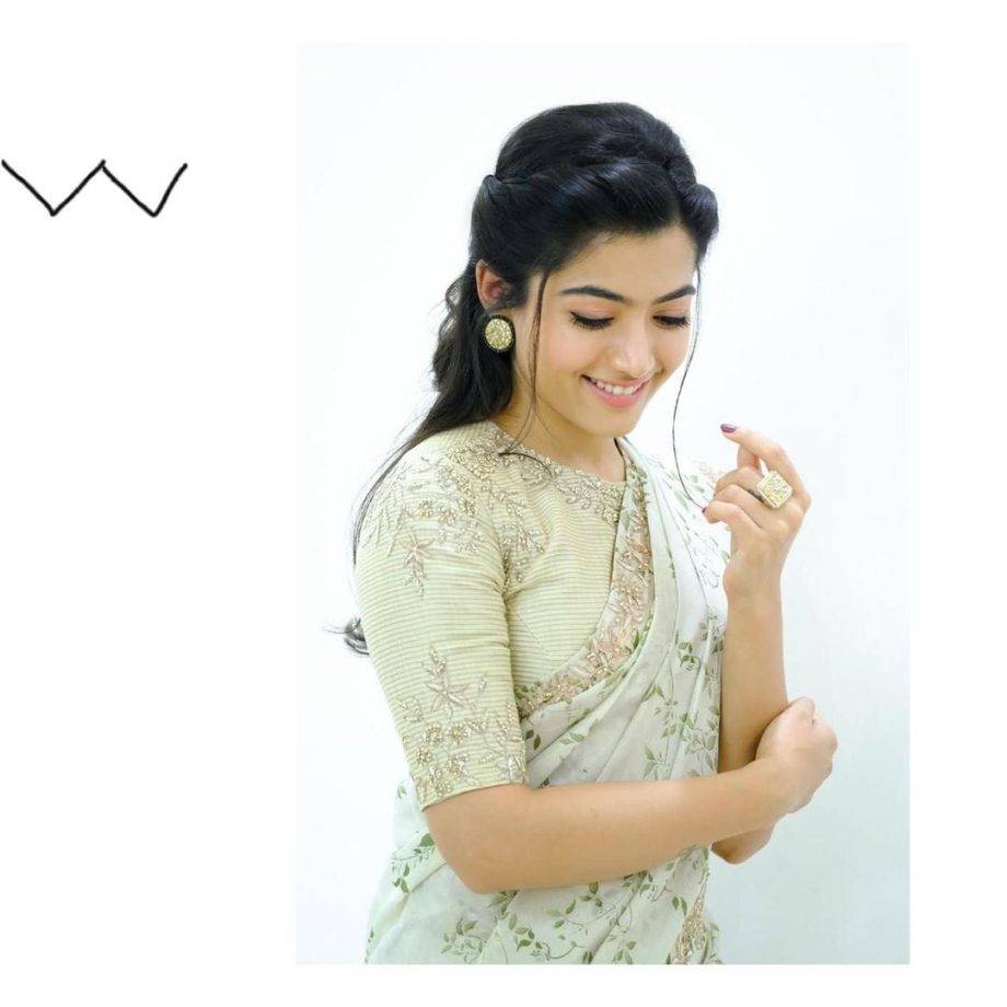 Sass up your sarees! Take note of Anupama Parameswaran, Rashmika Mandanna and Tamanna Bhatia’s blouse sleeve designs 854921