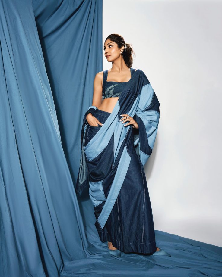 Shilpa Shetty Stuns in a Mesmerizing Blue Denim Saree with a Fusion Twist 849778