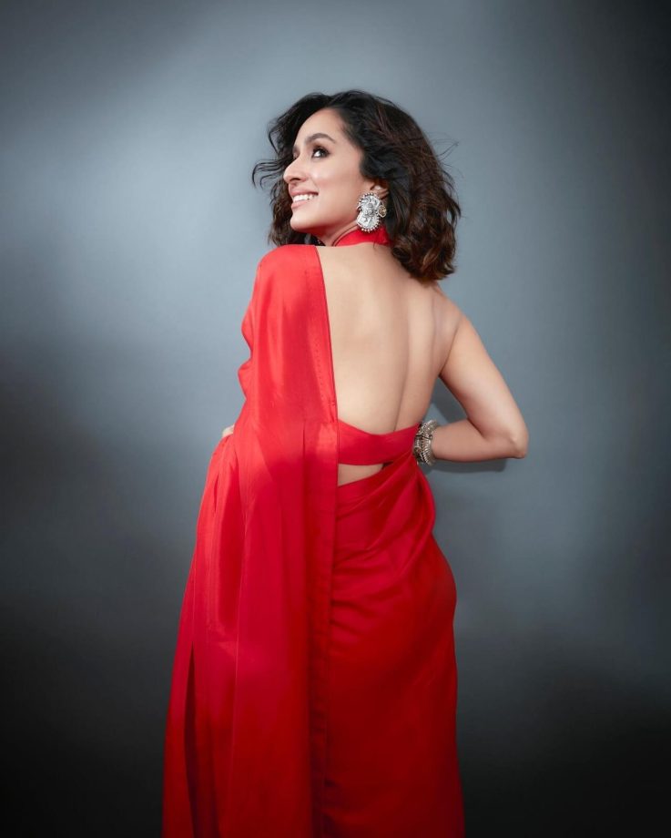 Shraddha Kapoor personifies divine in red high-neck red gown, fans in awe 853154