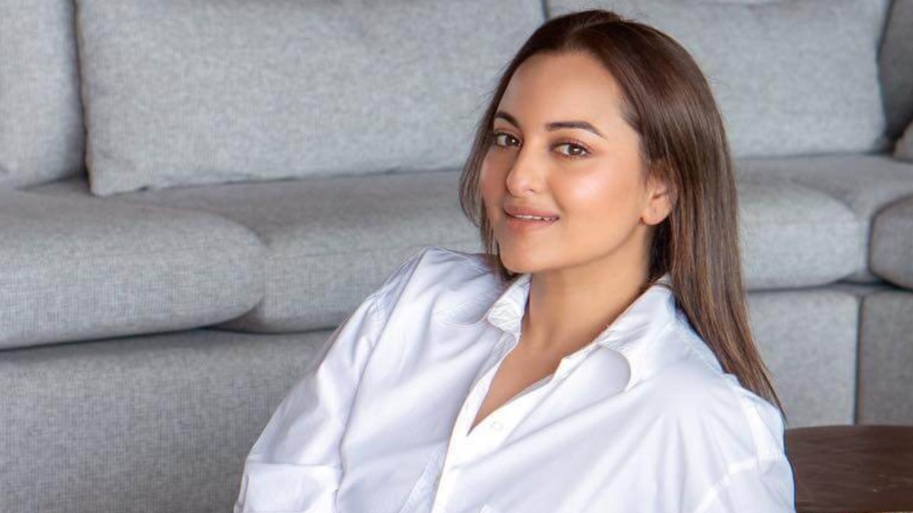 Sonakshi Sinha Serves Irresistible Charm In White Shirt And Black Trouser, A Perfect Fit For Office Hours 852526