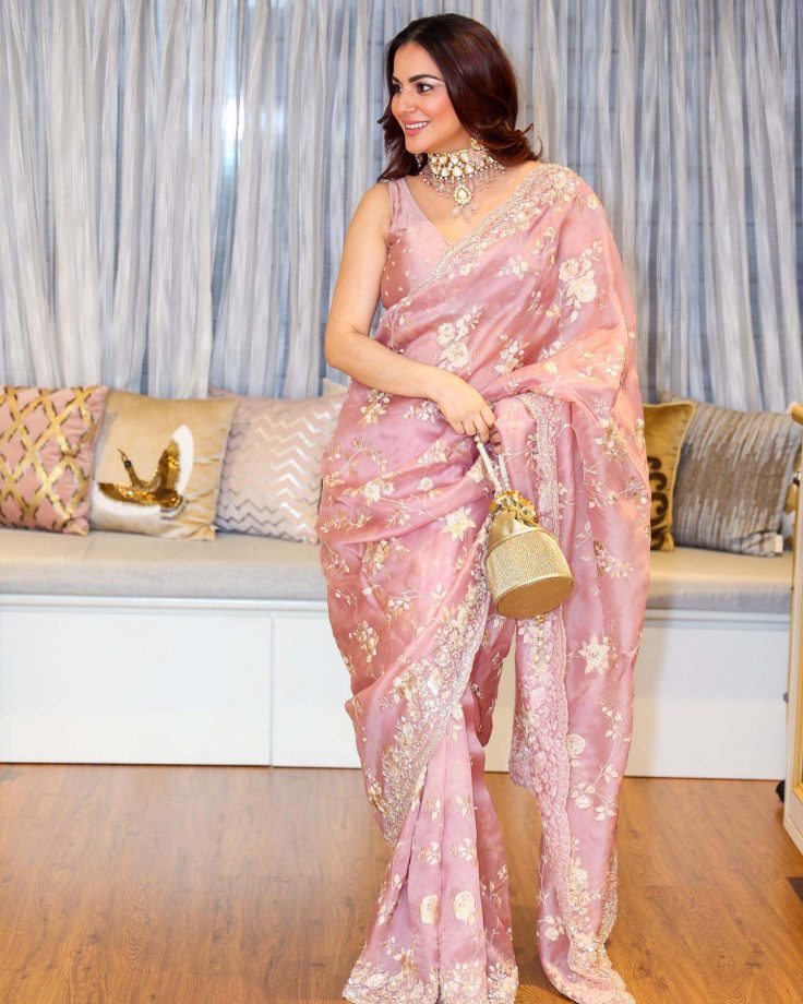Twirl like divine in designer sarees: Shraddha Arya, Rupali Ganguly & Mugdha Chaphekar show how 856744