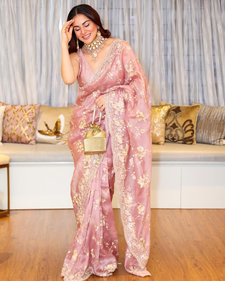Twirl like divine in designer sarees: Shraddha Arya, Rupali Ganguly & Mugdha Chaphekar show how 856737