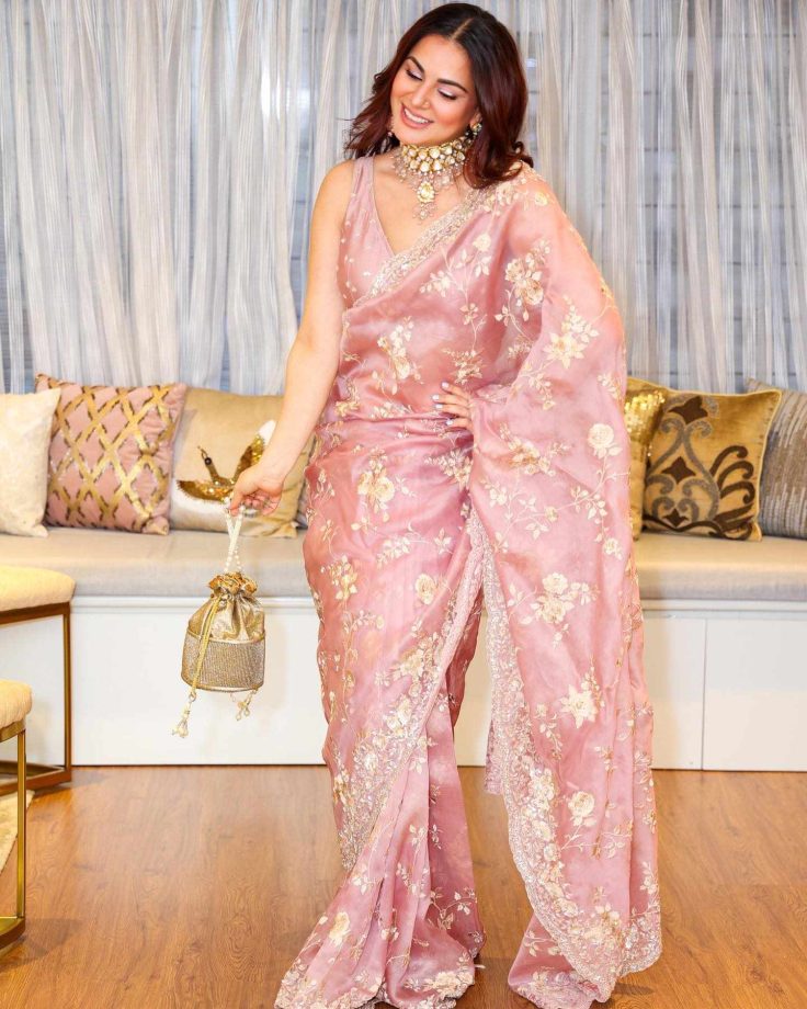 Twirl like divine in designer sarees: Shraddha Arya, Rupali Ganguly & Mugdha Chaphekar show how 856742