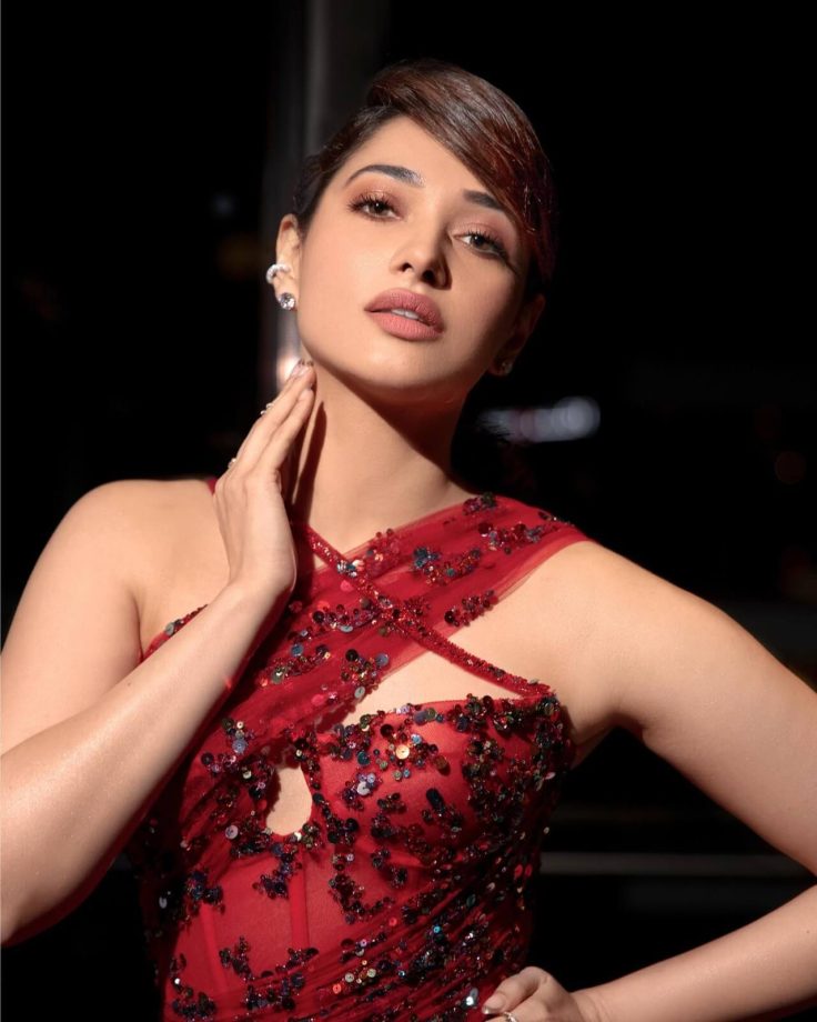 Your perfect go-to hairstyles for party gowns are here! Ft. Rashmika Mandanna, Samantha Ruth Prabhu and Tamannaah Bhatia 853225