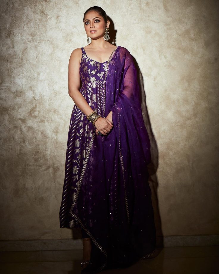 Adaa Khan, Drashti Dhami, And Shamita Shetty: Divas Show Sparkling Glam In Outfits 864120