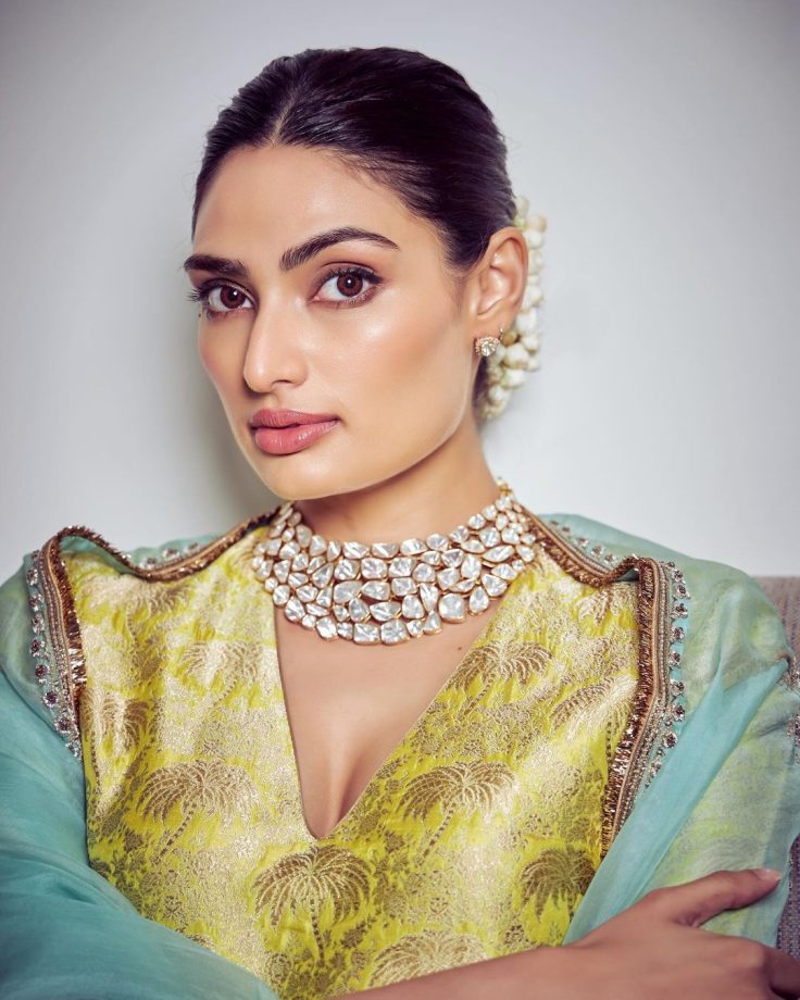 Athiya Shetty shares jaw-dropping photos in ethnic outfit, hubby KL Rahul comments ‘just looking like a woaw’ 865559