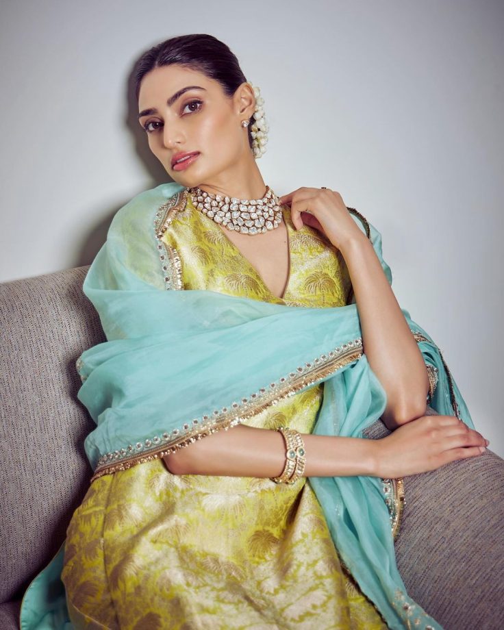 Athiya Shetty shares jaw-dropping photos in ethnic outfit, hubby KL Rahul comments ‘just looking like a woaw’ 865557