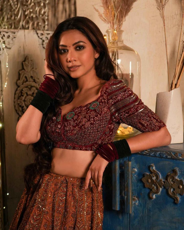 Avneet Kaur, Riva Arora & Reem Shaikh: Your muse for trendsetting latest blouse sleeve designs 2023 861289
