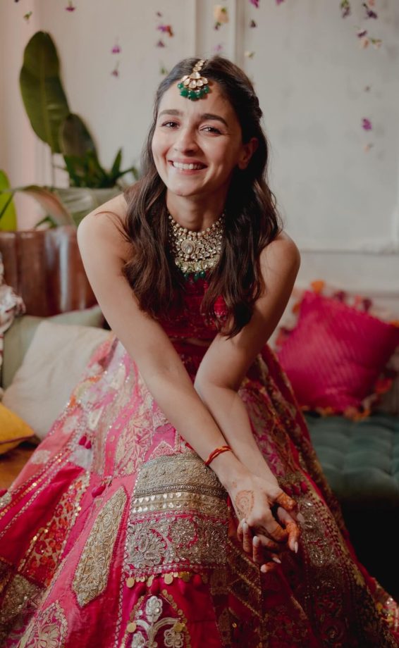 Be Dreamy Bride In Wedding Lehenga: Kiara Advani, Alia Bhatt, And Katrina Kaif 860873