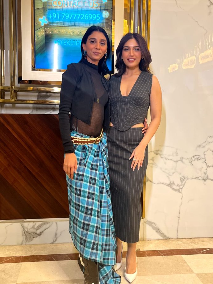 Bhumi Pednekar and Dolly Singh spotted in the screening of Thank You For Coming, held in Delhi! 859323