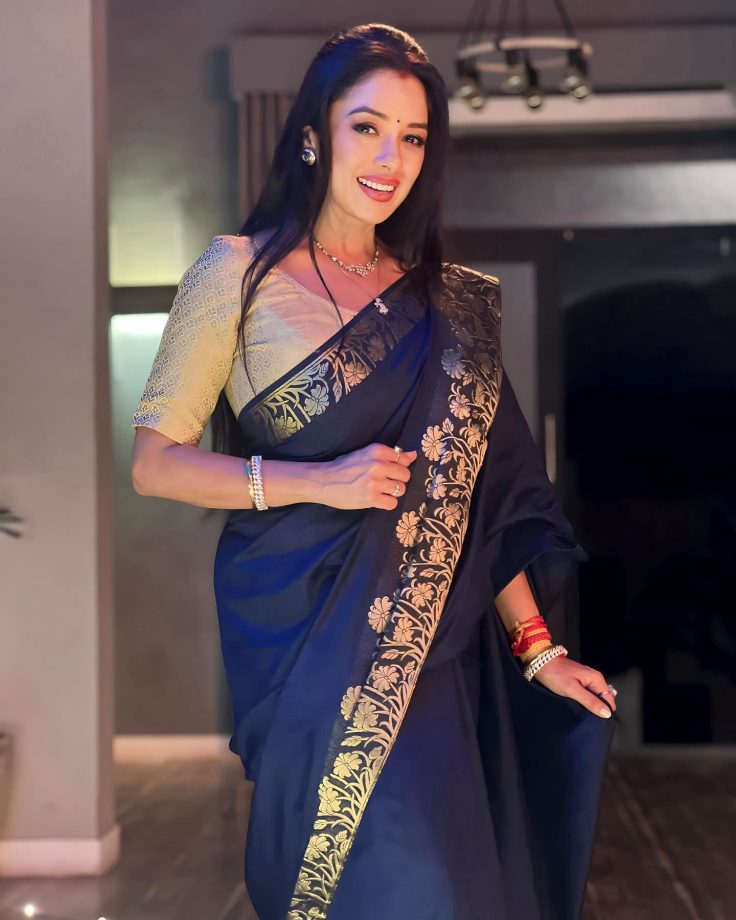 Deepika Singh, Gauahar Khan, And Rupali Ganguly's Simple Saree Elegance With Designer Blouse 862821