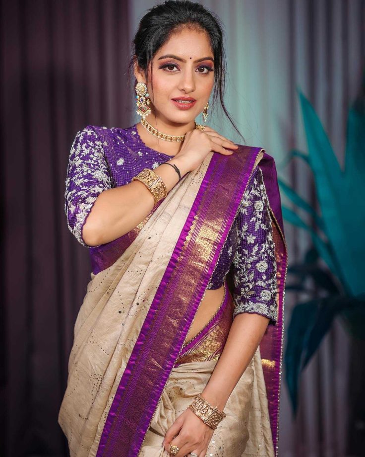 Deepika Singh, Gauahar Khan, And Rupali Ganguly's Simple Saree Elegance With Designer Blouse 862825