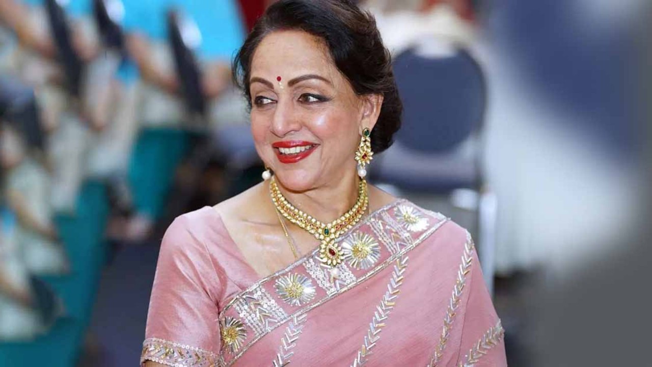 Hema Malini, The Singer…Here Is  An Unknown Facet  Of The Diva 862640