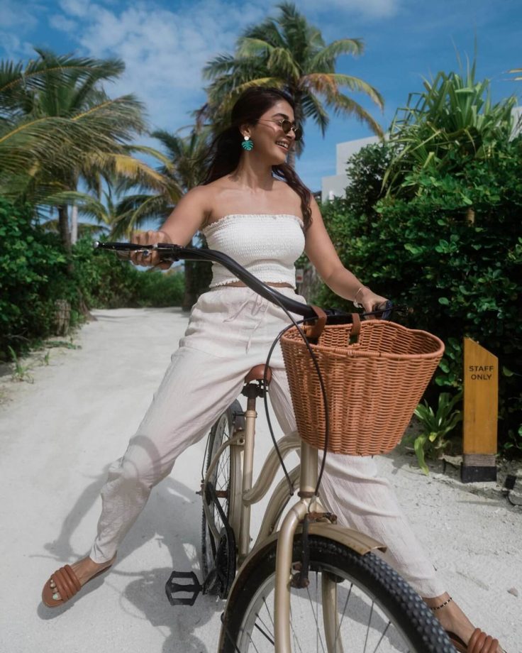 In Photos: Pooja Hegde Takes Adventure Ride In Maldives 861609