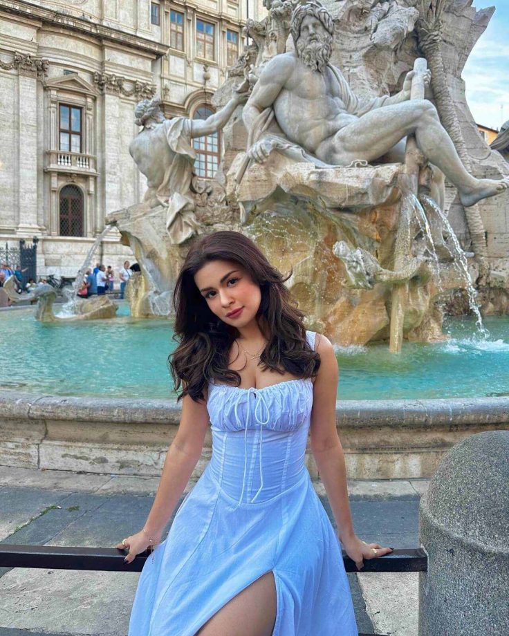 Italy Diaries: Avneet Kaur looks stunning in white gown, poses at Piazza Navona 858162