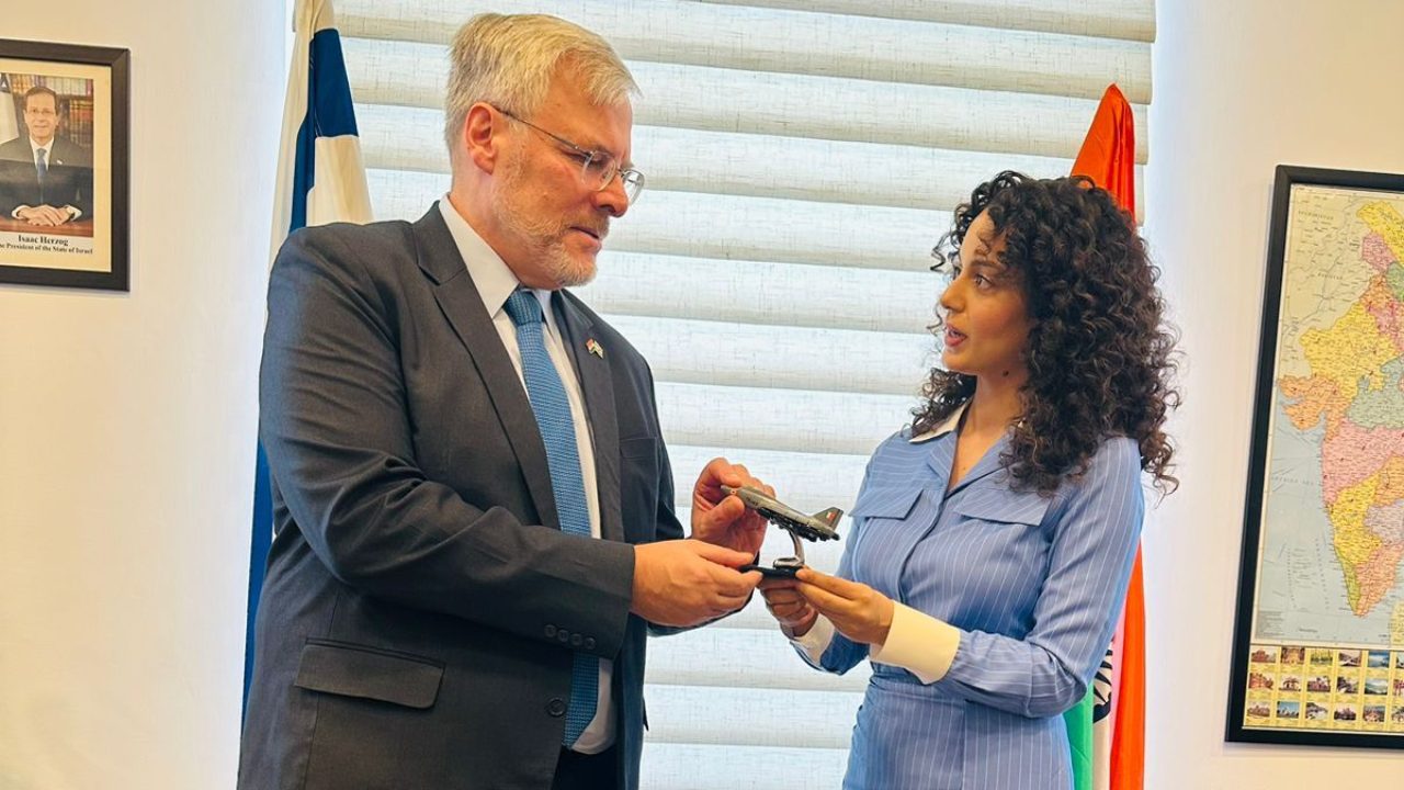 Kangana Ranaut, aka Tejas Gill, visits Israel embassy , meets ambassador Naor Gilon, ahead of the Tejas release 864014