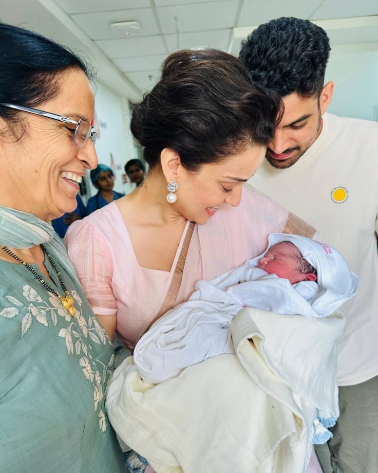 Kangana Ranaut becomes aunt, gets emotional as she holds her new-born nephew 863317