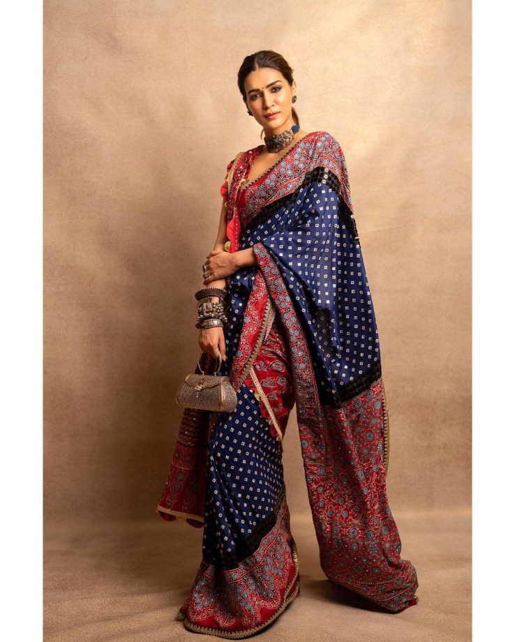 Kriti Sanon’s regal Navratri special Bandhej royal blue saree comes in Rs. 48500, check out 862845