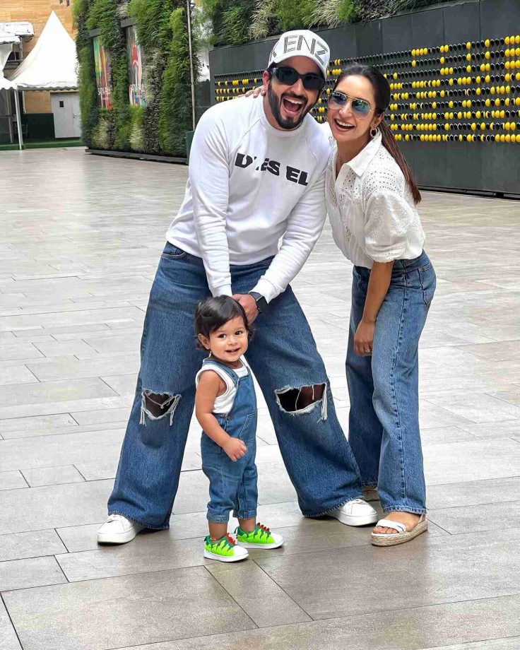 Moments We Live For' Dheeraj Dhoopar Gets Candid With Family, Take A Look 857765