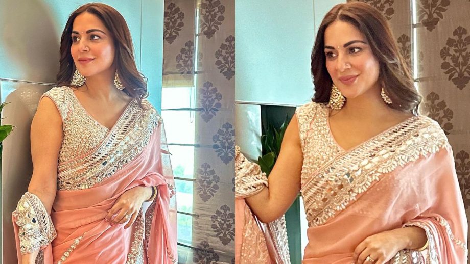 Mouni Roy And Shraddha Arya Are 'Glitter' And 'Glam' In Saree, Take A Look 865236