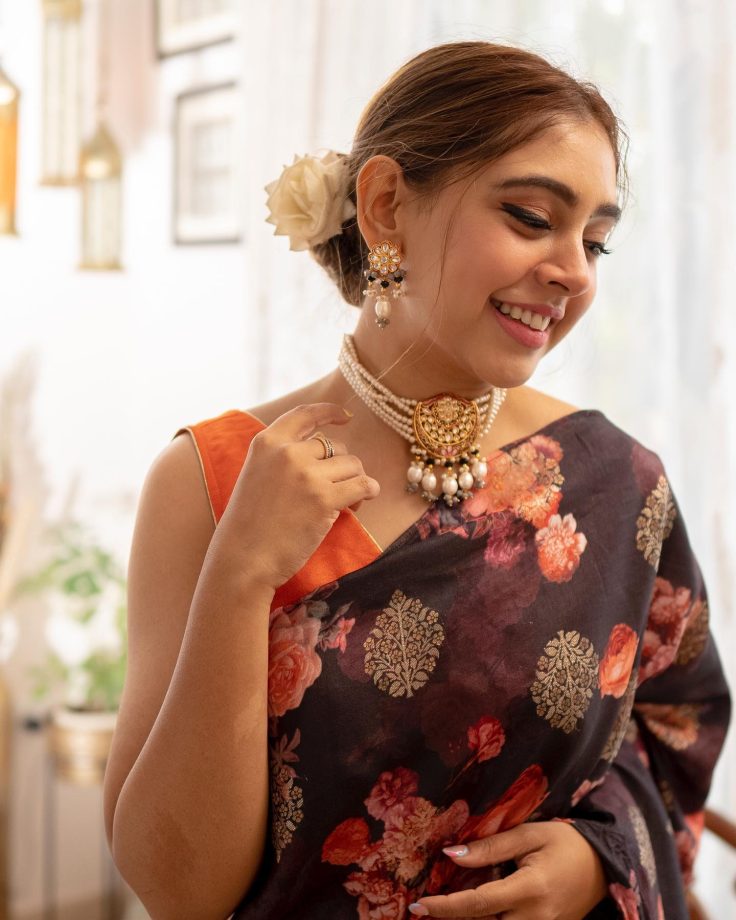 Pair Your Look With Choker Necklaces: Niti Taylor, Shivangi Joshi And Aditi Sharma 858648