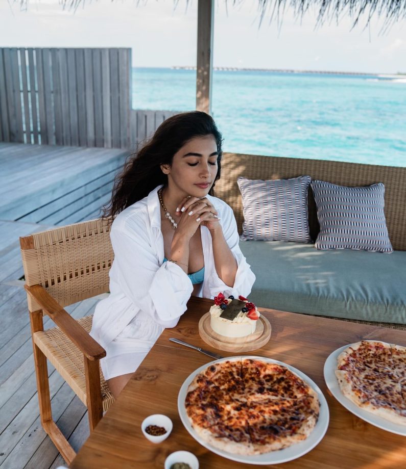 Pooja Hegde Celebrates 33rd Birthday Amidst The Beauty Of Nature In Maldives, See Photos 861344