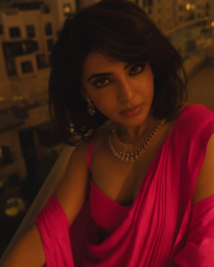 Samantha Ruth Prabhu Ablaze Internet In Pink Satin Saree, Flaunts Jaw-dropping Curves 860212