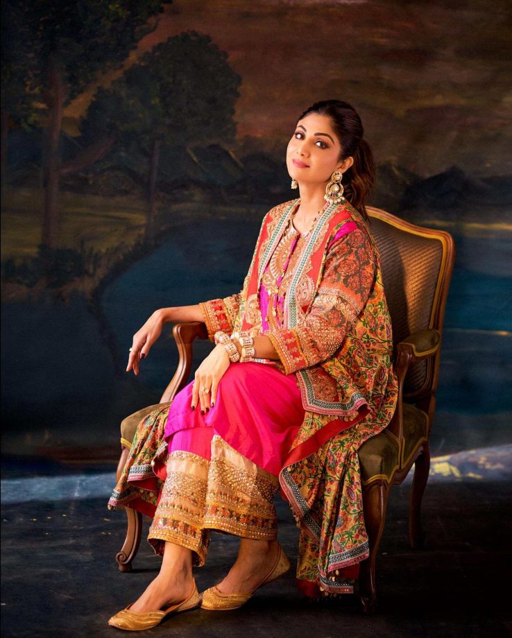Shilpa Shetty in Devnaagri – South India Fashion