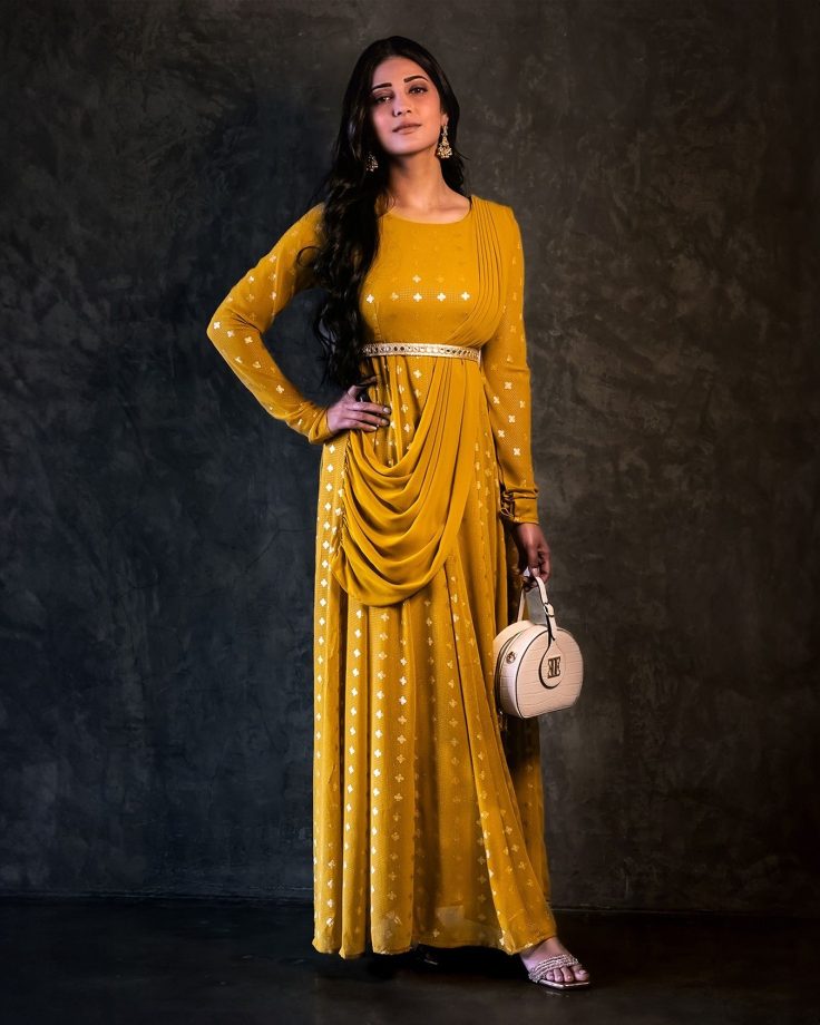 Shruti Haasan keeps her ethnic fashion on check in yellow Anarkali kurta 864836