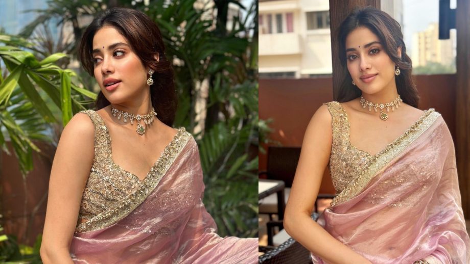 Style your ‘pink’ with designer sarees! Kriti Sanon & Janhvi Kapoor’s ultimate tips 863511