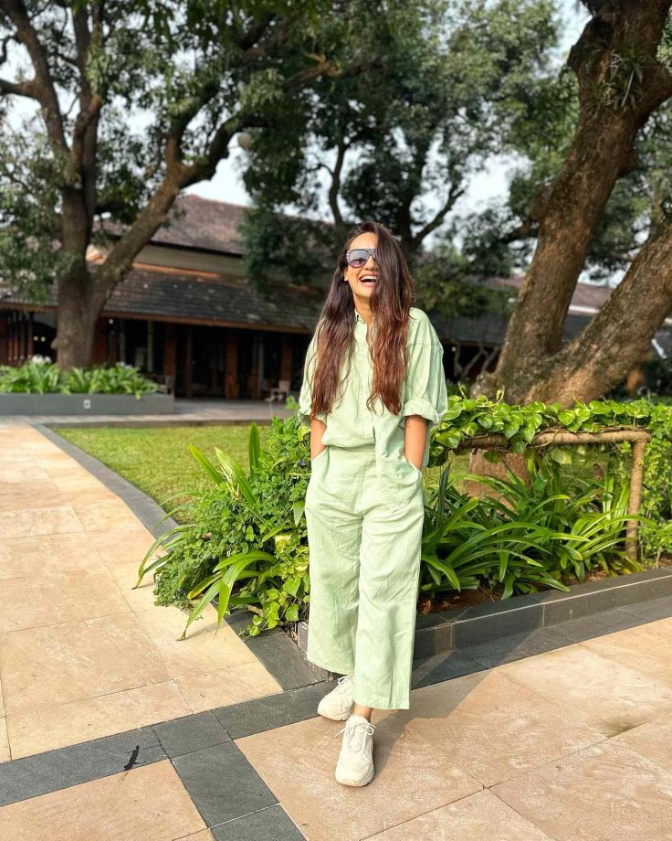 Surbhi Jyoti swears by comfort in sage green linen co ord set [Photos] 862705