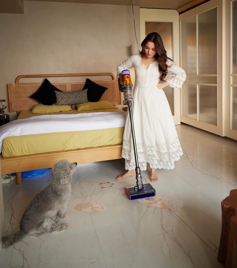 Tamannaah Bhatia Spotted Cleaning Floor, Check Out The New Hack 859935