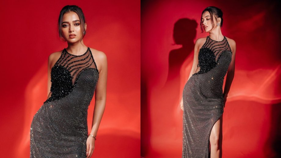 Tejasswi Prakash Looks 'Too Hot' In Black Shimmery Trail Gown, See Photos 865248