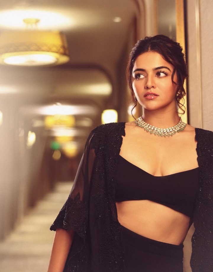 Wamiqa Gabbi Dazzles In Black Three-piece Outfit With Diamond Necklace, See Photos 861915